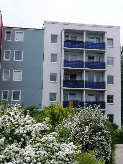 helle 3 Zimmerwohnung mit WBS bis 220 — photo 1